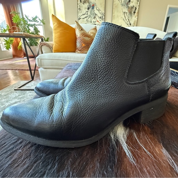 Franco Sarto Daralyn Leather Ankle Boots - Sz 8.5 - Picture 2 of 14